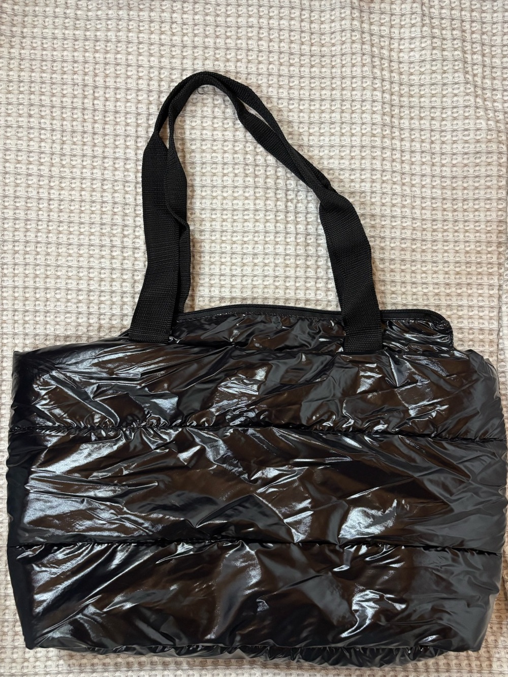 Black Puffer Bag with zipper